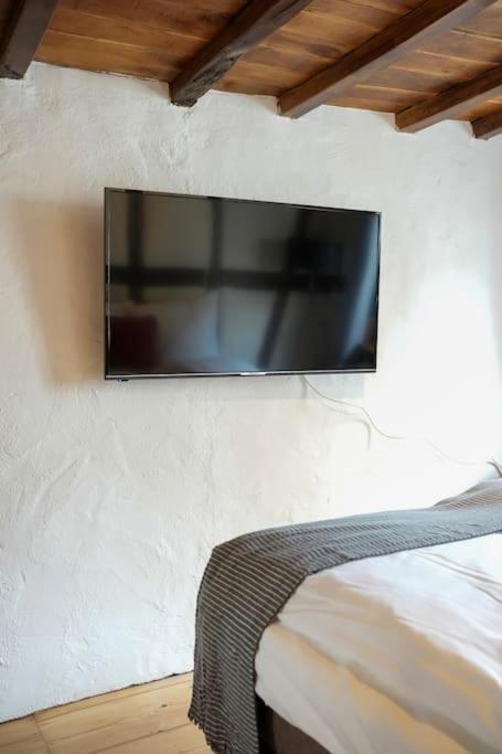Charmante Fachwerk Wohnung Mit Terrasse In Der Altstadt Koblenz  Buitenkant foto