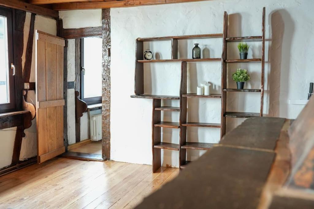Charmante Fachwerk Wohnung Mit Terrasse In Der Altstadt Koblenz  Buitenkant foto