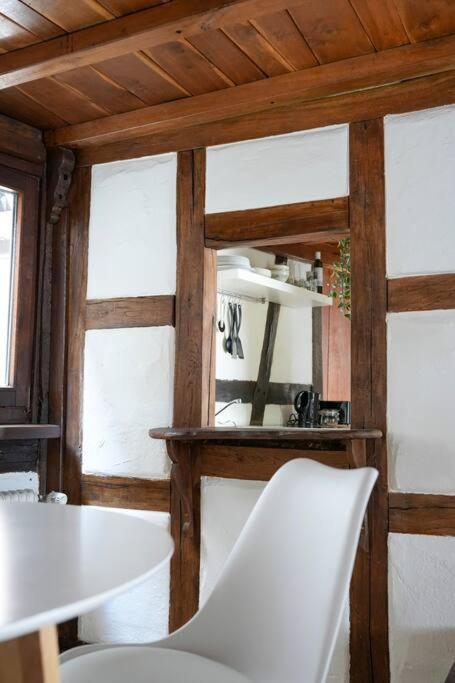 Charmante Fachwerk Wohnung Mit Terrasse In Der Altstadt Koblenz  Buitenkant foto
