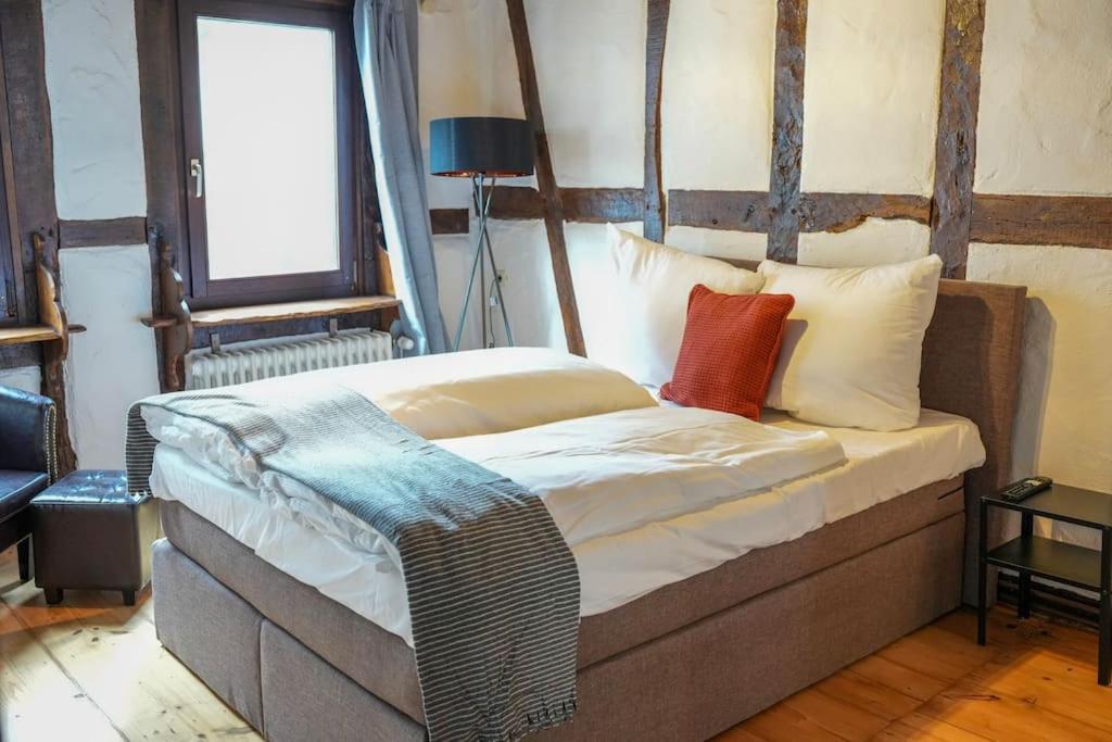 Charmante Fachwerk Wohnung Mit Terrasse In Der Altstadt Koblenz  Buitenkant foto